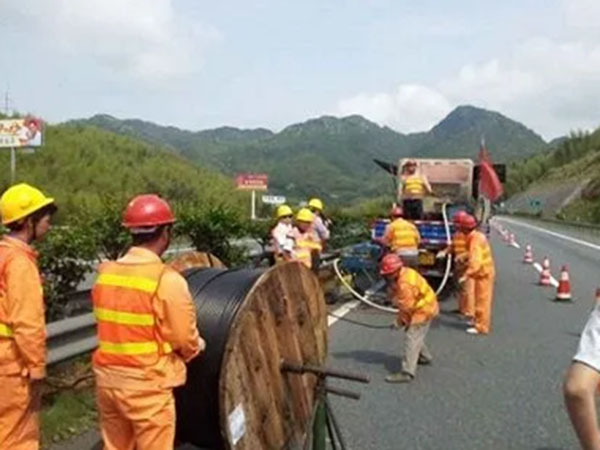 Outdoor optical cable 1
